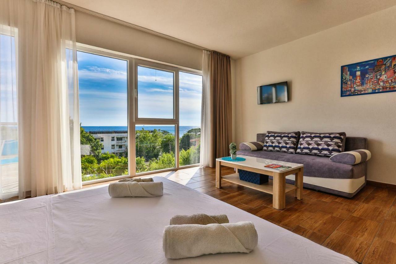 סוטומורה Luna Apartmani מראה חיצוני תמונה