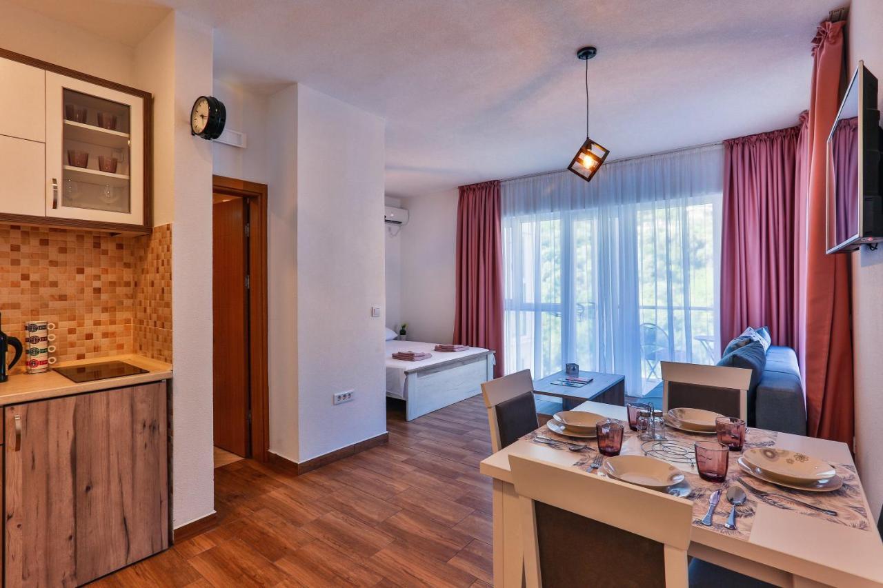 סוטומורה Luna Apartmani מראה חיצוני תמונה