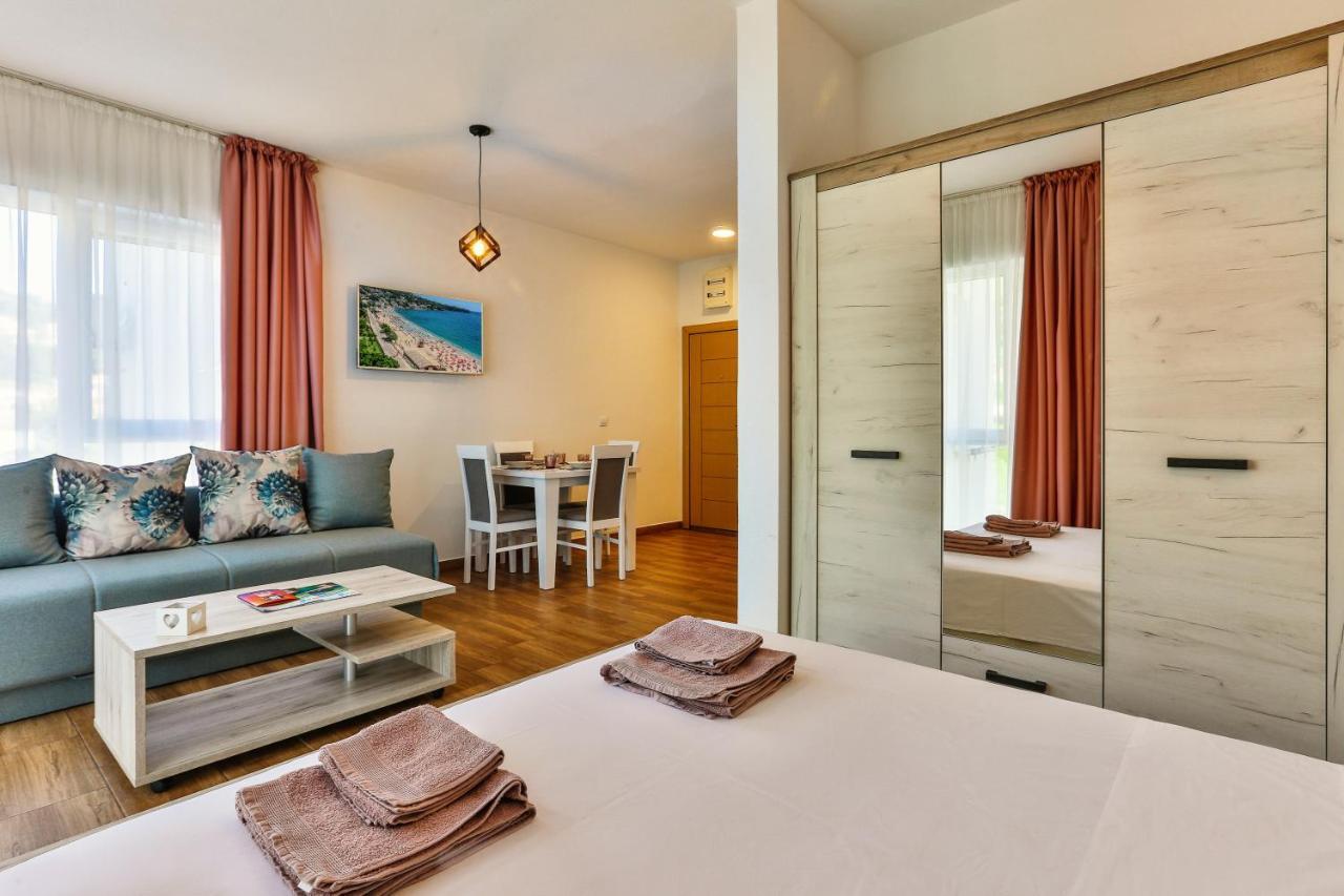 סוטומורה Luna Apartmani מראה חיצוני תמונה